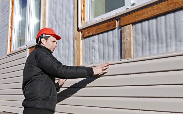 Cost of Vinyl Cladding Repair in Herndon