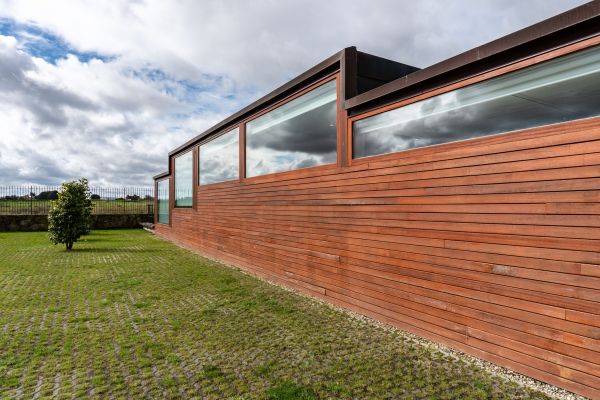 Cost of Wood Cladding Service in Herndon