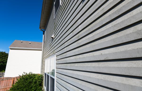 Cost of Vinyl Siding Panel Replacement in Herndon